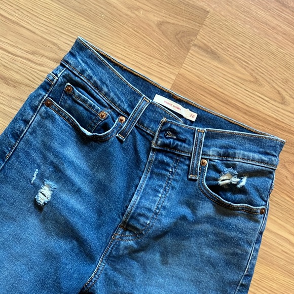 Levi Women’s Wedgie Skinny Jeans, Size 26 - Picture 6 of 6